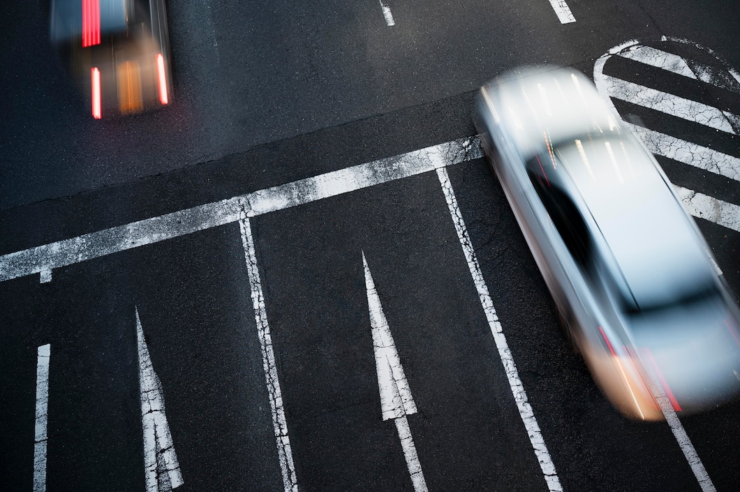 Jak nowoczesne urządzenia do zabezpieczania ruchu drogowego mogą poprawić bezpieczeństwo na drogach?